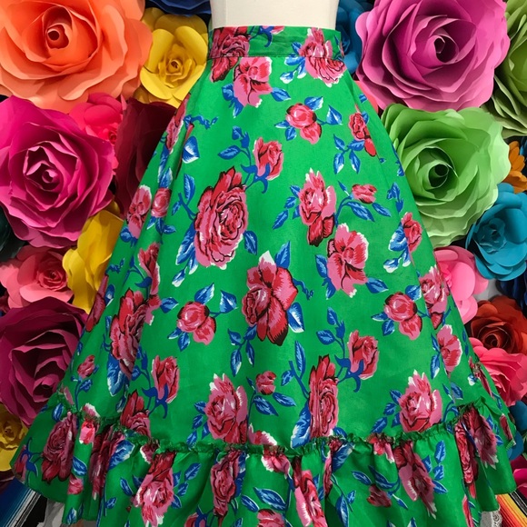 Mexican skirt Jalisco green flowery 27” for 5 Mayo, Mexican party, Halloween day - Picture 4 of 5
